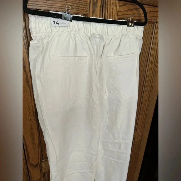 NWT Lane Bryant | Soft Linen Blend Wide Leg‎ Pant in White Cream Flowy Beachy 14 - Picture 7 of 12